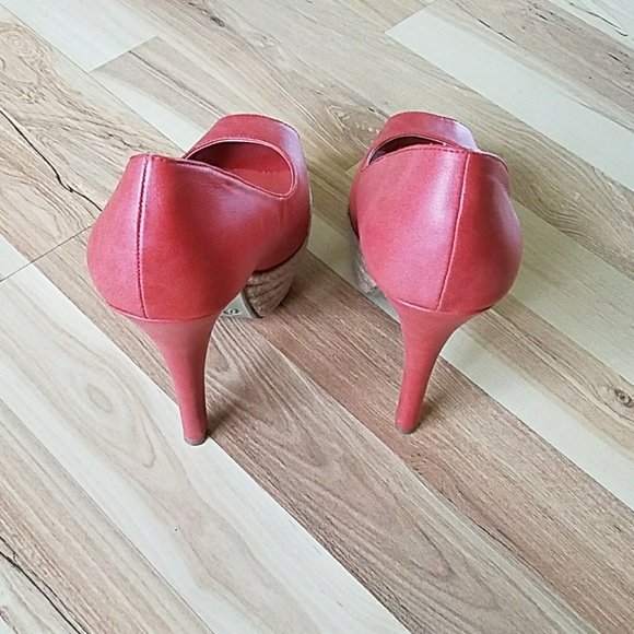 Today Only! $19 Dollhouse Savi Coral Heels - Picture 5 of 6